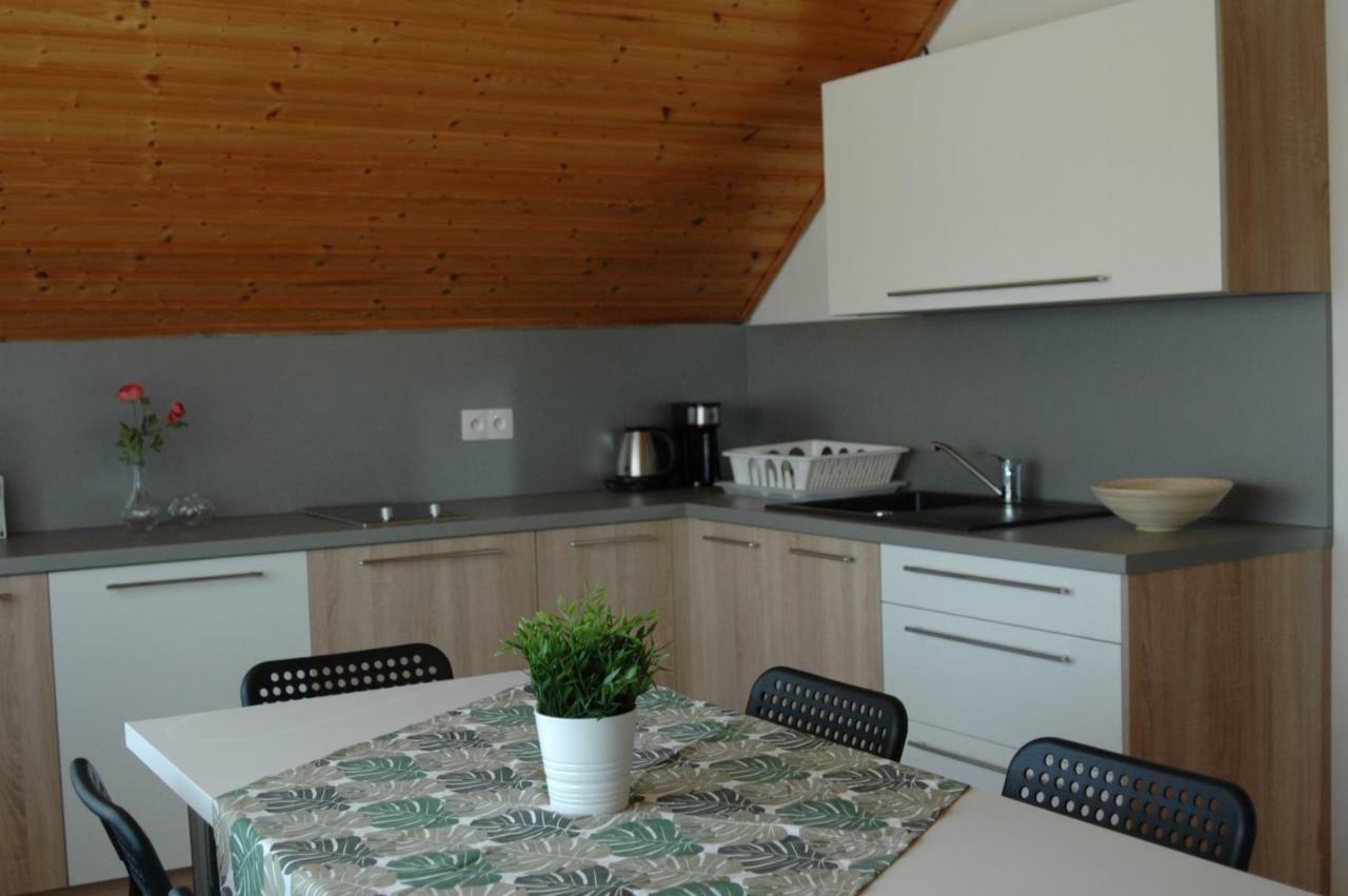 Ferienwohnung Apartman Timea Dunajská Streda Exterior foto